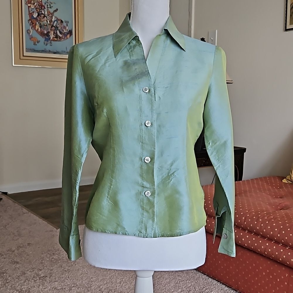 Vintage Worthington 100% silk blouse